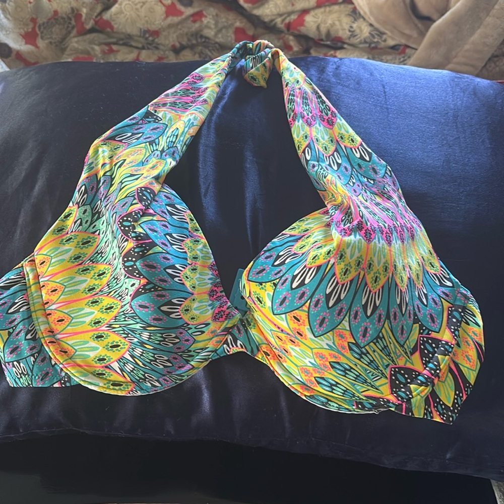 Pureda underwire bathing suit top 38D